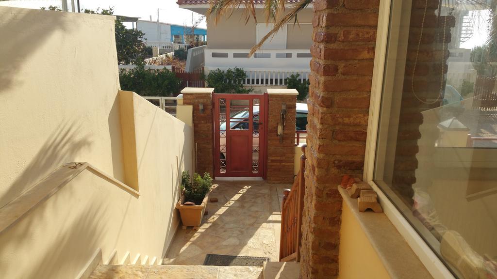 Surf House Villa Artemida  Bagian luar foto